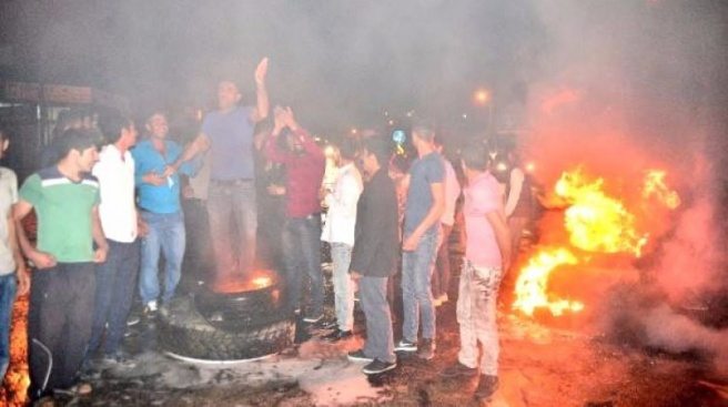 Adana`da tehlikeli gerginlik! Polis müdahale etti