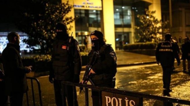 İstanbul`da polise silahlı saldırı
