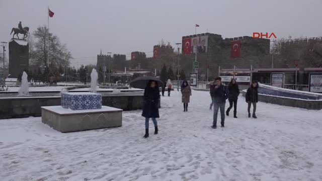 Kayseri`de Taşımalı Eğitim Veren Okullara Bir Günlük Kar Tatili