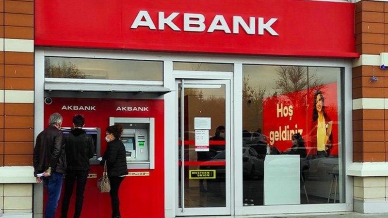 Son dakika: 2 gün boyunca hizmet veremeyen Akbank`ın Genel Müdürü`nden ilk açıklama: Siber saldırı yaşanmadı, kişisel veriler güvende