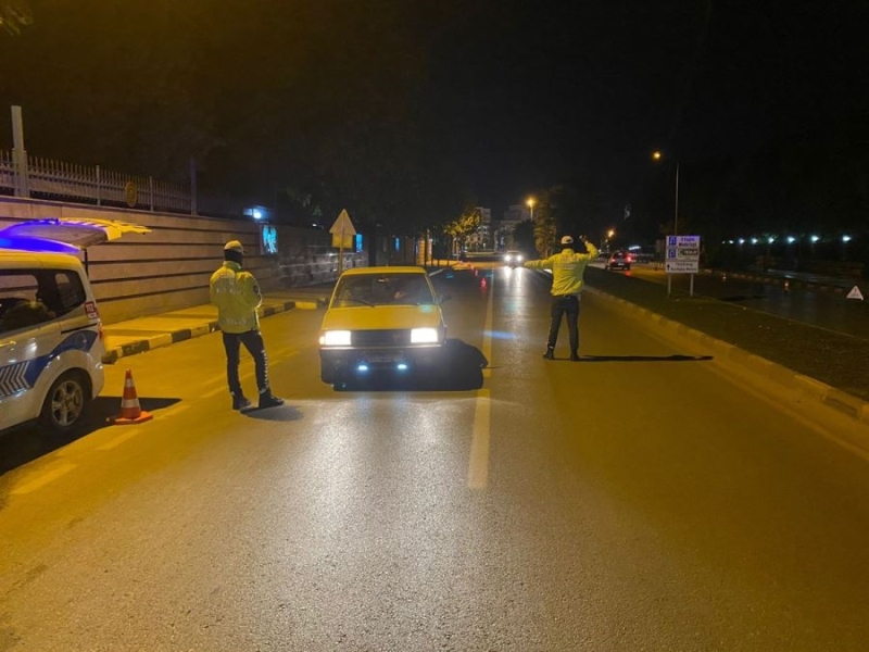 Ülke Genelinde Alkol ve Uyuşturucu/Uyarıcı Madde Denetimi Gerçekleştirildi