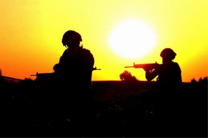 Hudut Kartalları sınırda 7 kişiye geçit vermedi