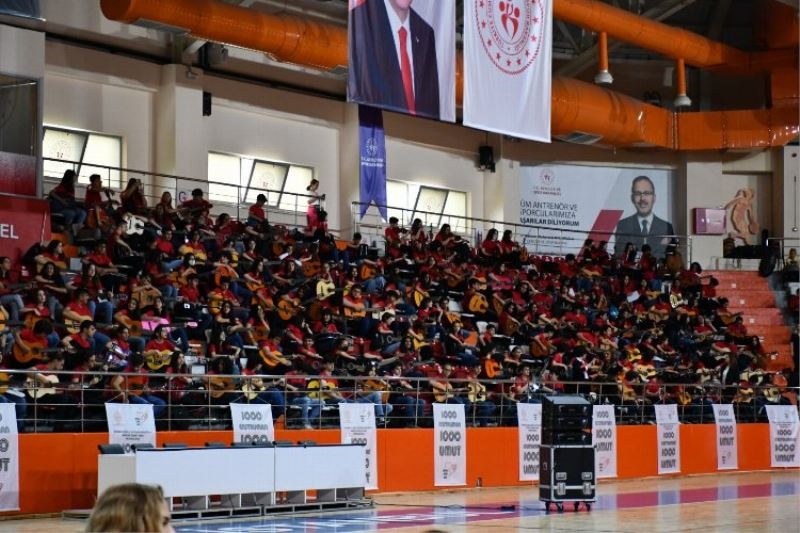 Dev Gençlik Orkestrası