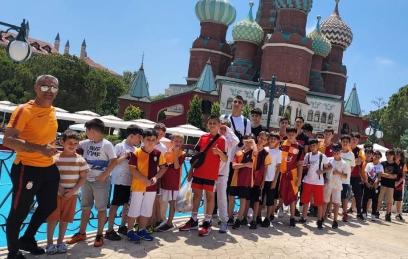 GALATASARAY İZMİR FUTBOL OKULU EKİBİ ANTALYA