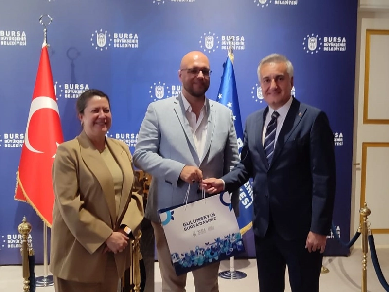 İzmit Belediyesi Kent Orkestrası Bursa Festivalinde Sahne Aldı