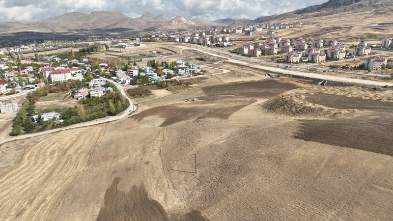 İpekyolu Belediyesi 8.700 Metrekarelik Kadın Ormanı Kuruyor