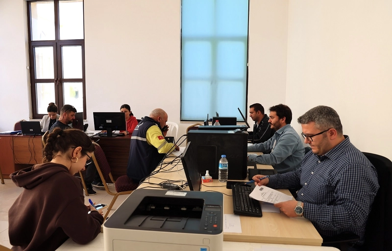 Toroslar Belediyesi Üniversite Öğrencilerine Öğrenim Yardımı