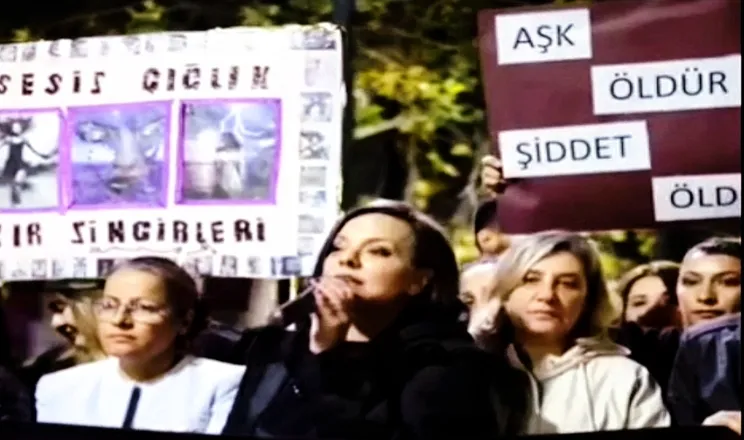 Karabağlar Karanlığa Karşı Nöbette: “Bir Kadın Daha Eksilmeyeceğiz!”