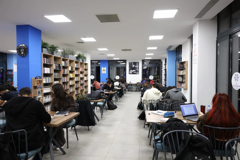 Aydın Büyükşehir Belediyesi Öğrenci Çalışma Salonları Yoğun İlgi Görüyor