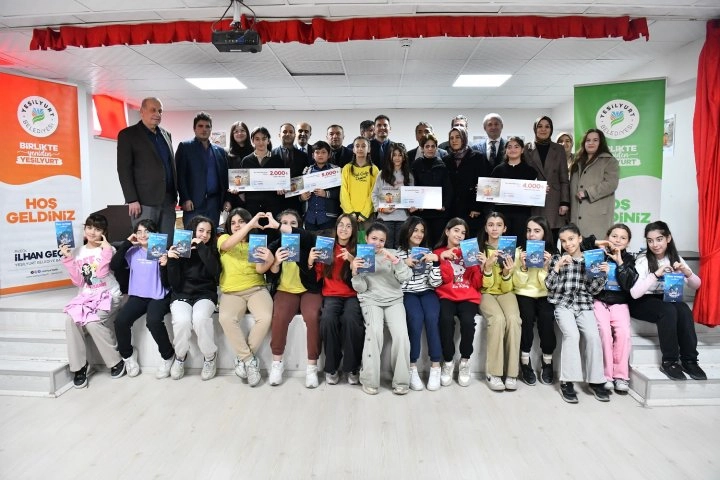 Savaş Çocuklarına Mektup Yarışmasında Ödüller Sahiplerini Buldu