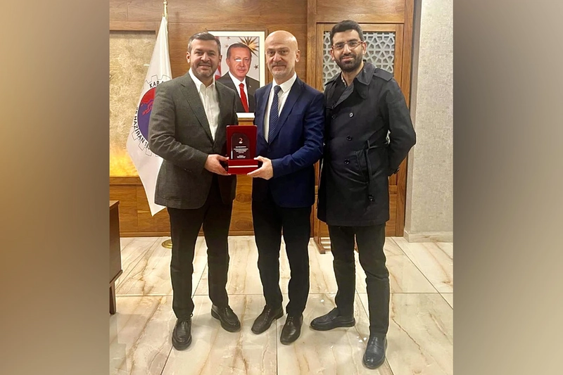 Kızılay Temsilcilerinden Karabük Belediye Başkanı