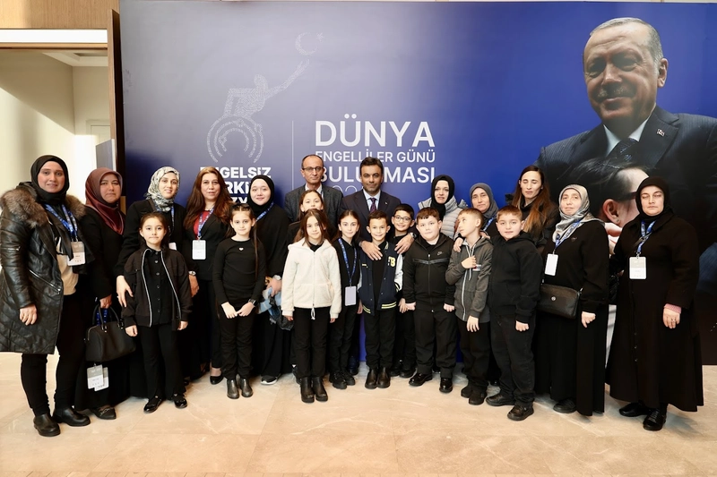 Bağcılar Engelliler Sarayı Kursiyerleri Ulusal Buluşmada Sahne Aldı