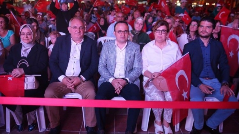 'FETÖ sadece alçak bir kukla'