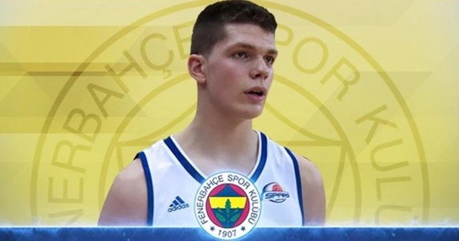 16 yaşındaki Tarık Biberovic Fenerbahçe`de