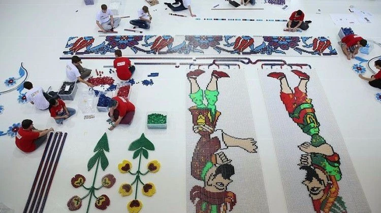 300 bin domino taşıyla rekor deneyecekler