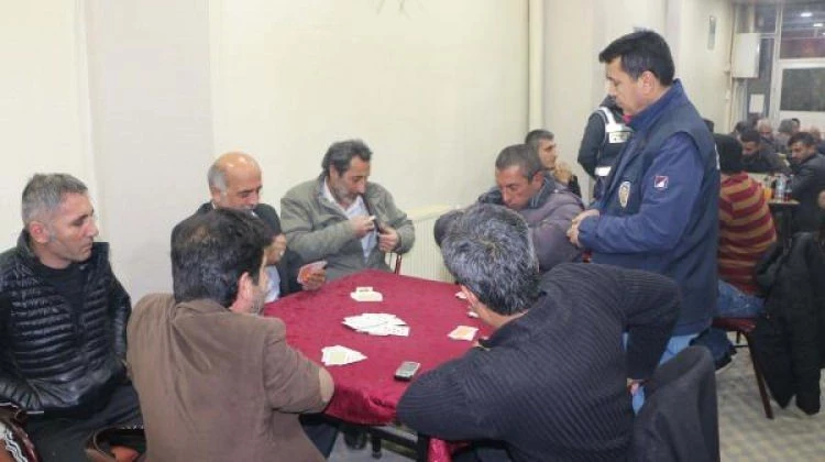 330 polisle huzur operasyonu