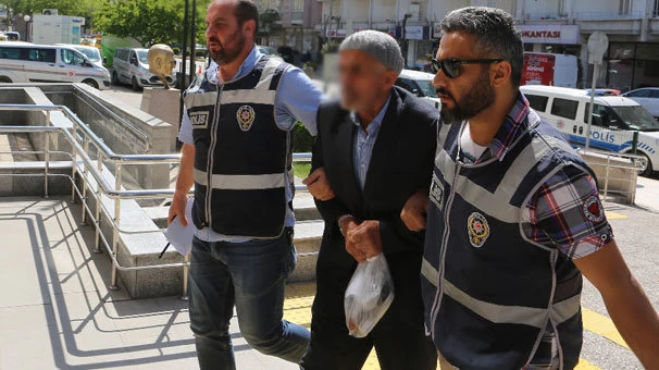 40 yıllık eşini çekiçle öldürdü! Vahşetin ardından söylediği şoke etti