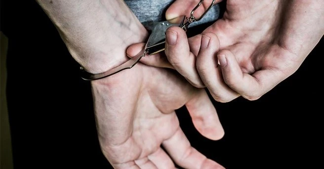 81 ilde yapılan operasyonda yüz kişi yakalandı