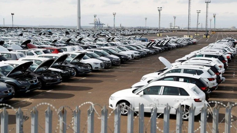 AB`den 300 milyar dolar misilleme tehdidi piyasaları düşürüyor