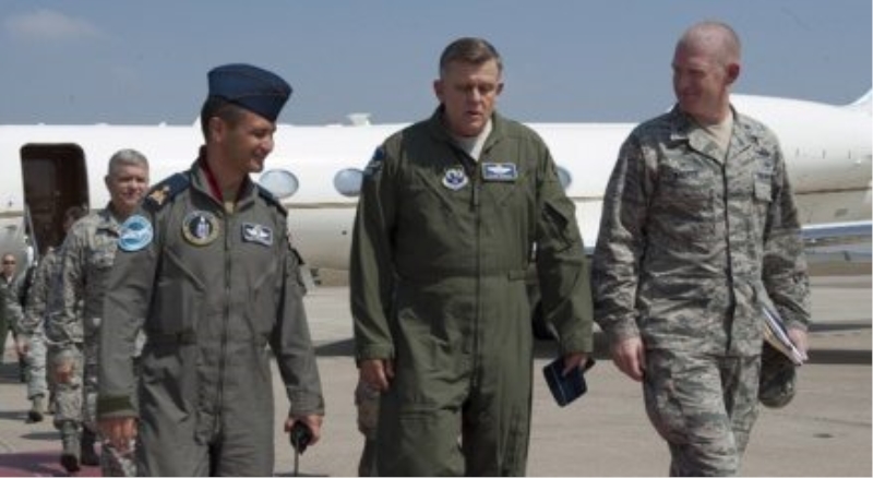 ABD Hava Kuvvetleri Komutanı İncirlik?te