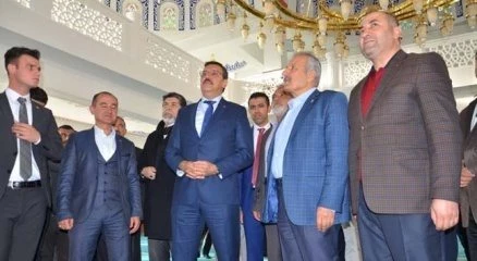 Açılışa bakan da katıldı