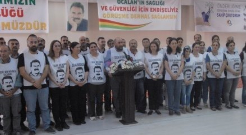 Açlık grevindeki grup, eylemlerine devam edeceklerini açıkladı