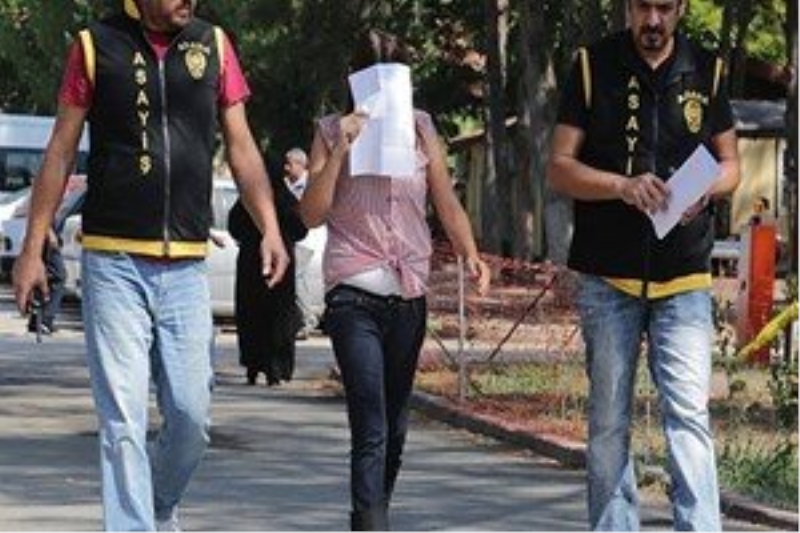 Adana`da şok eden fuhuş şebekesi!