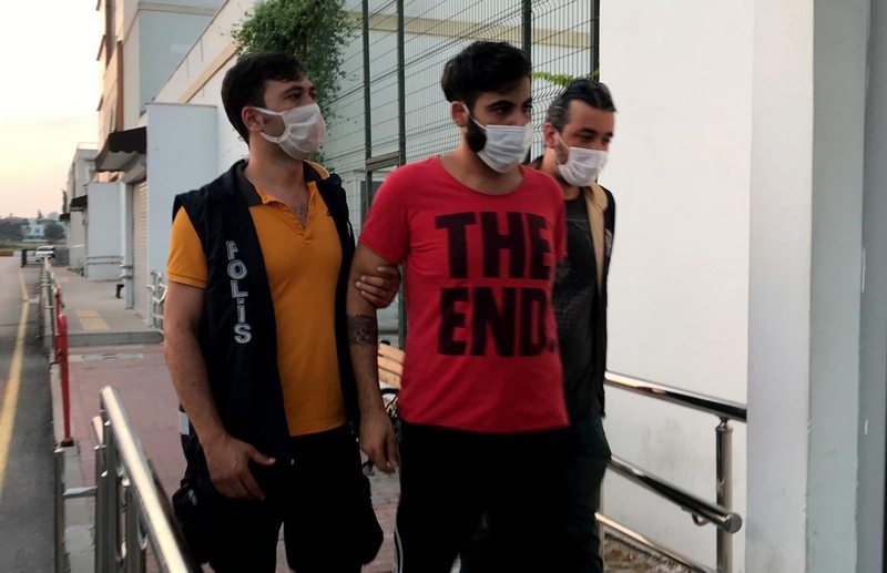 Adana merkezli internetten dolandırıcılık soruşturmasında 26 şüpheli gözaltına alındı