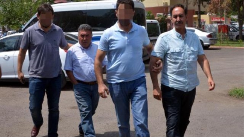 Adana`nın Milli Eğitim İmamı Yakalandı
