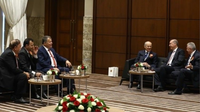 Adli yıl açılışındaki 'kahkaha' fotoğrafının sırrı