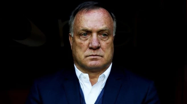 Advocaat`tan flaş karar! Bırakıyor...