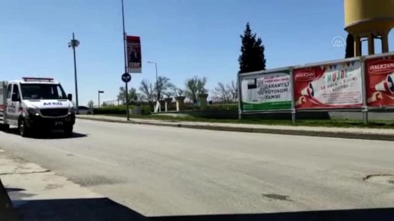 AFAD`dan denetim noktalarında görev yapan polislere ziyaret