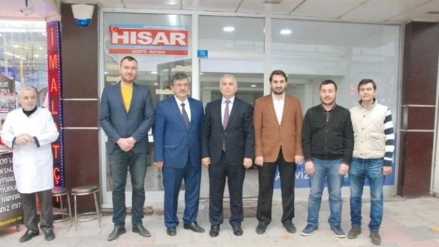 Afyonkarahisar Valisi Aziz Yıldırım, Hisar Gazetesi`ni Ziyaret Etti