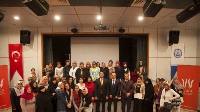 Ahlat`ta `Evlilik Öncesi Eğitim, Aile İçi İletişim ve Anne-çocuk Sağlığı` Eğitimi