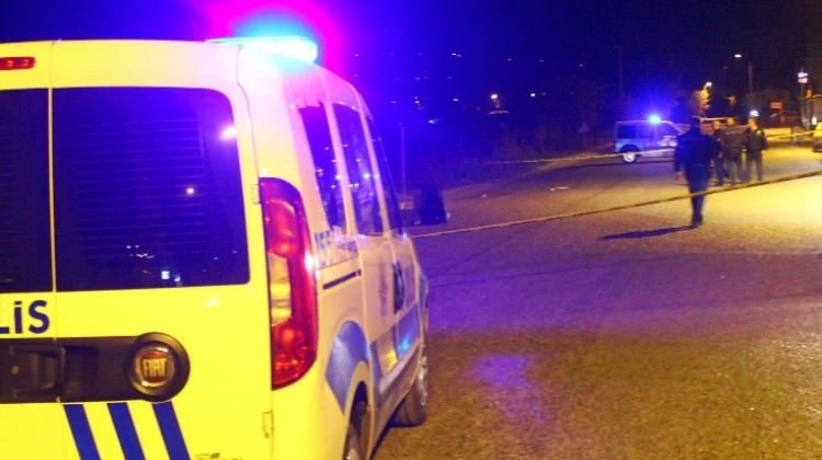 AK Partili başkana ses bombalı saldırı