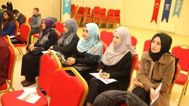Akademi Üniversite`de yeni eğitim dönemi başladı