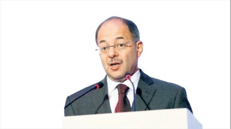 Akdağ: 5 bin sağlık personeli çıkarılacak