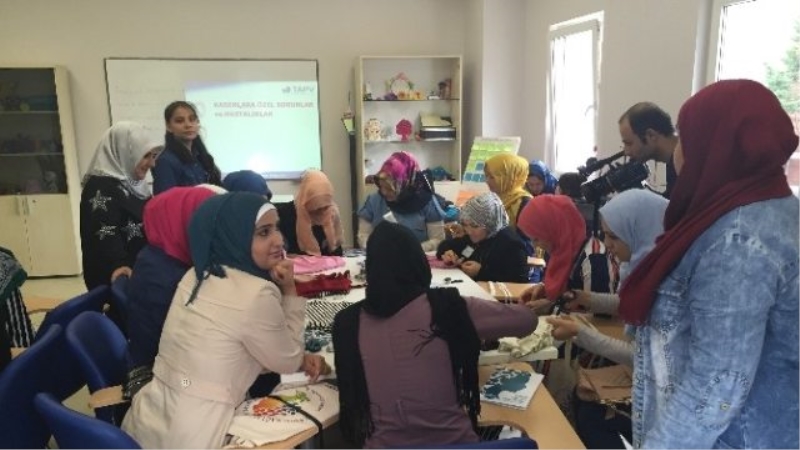 Akdem`den Göçmen Kadınlara Eğitim Desteği