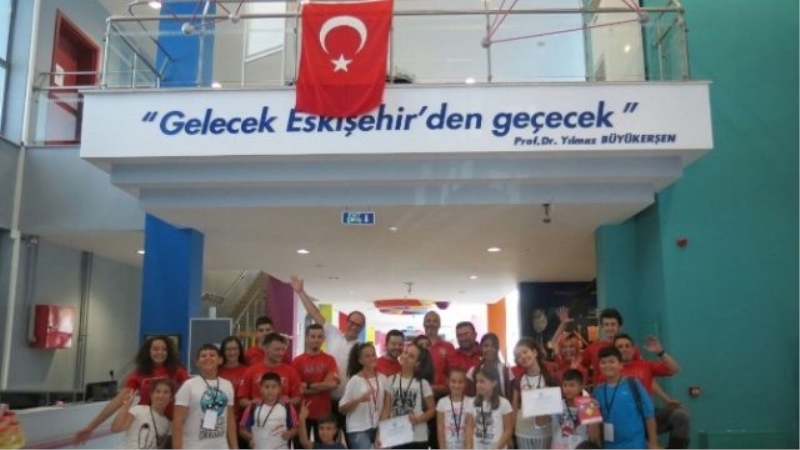 Akut`tan Çocuklara Eğitim