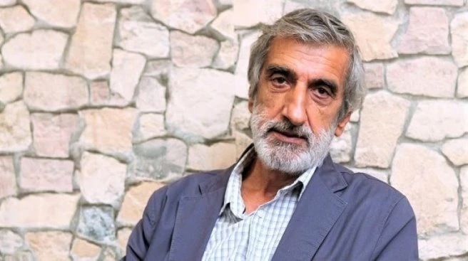 ALİ TEKİNTÜRE KİMDİR? ÜNLÜ ŞARKILARIN SÖZ YAZARI HAYATINI KAYBETTİ!
