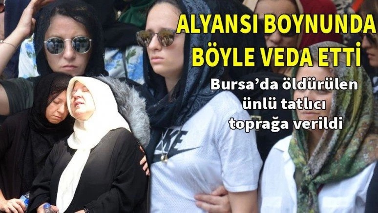 Alyansını boynuna asıp eşini son yolculuğuna uğurladı