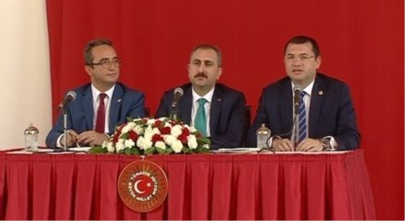 Anayasa Komisyonu mini paket için toplanıyor