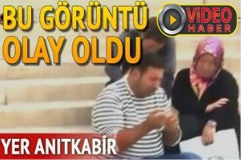 Anıtkabir`deki bu görüntü sosyal medyada olay oldu