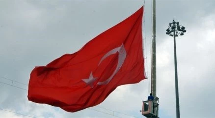 Ankara?da bayraklar yarıya indirildi