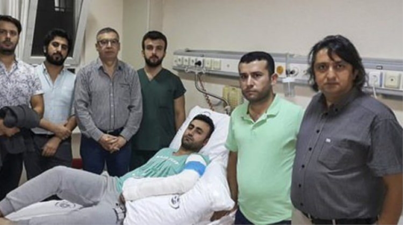 Asistan doktorun kolu hasta tarafından kırıldı