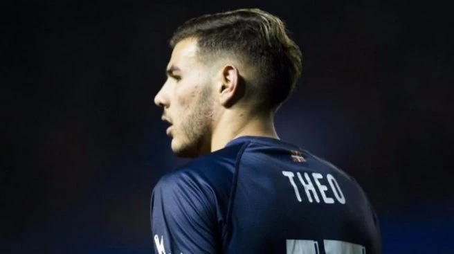 Atletico`dan Real Madrid`e 26 milyonluk sol bek!