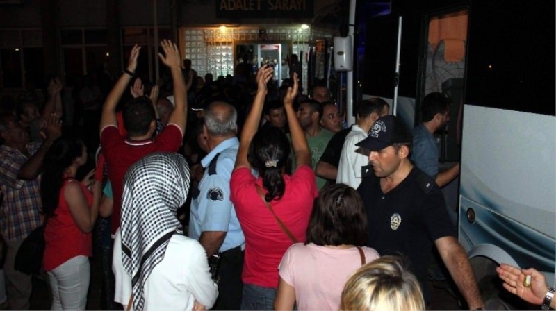 Aydında 28 polis tutuklandı