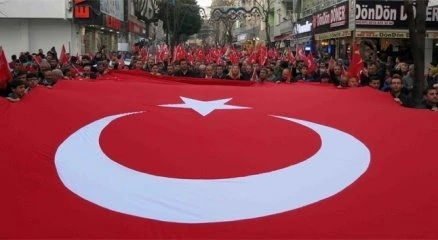Bağcılar teröre karşı omuz omuza yürüdü