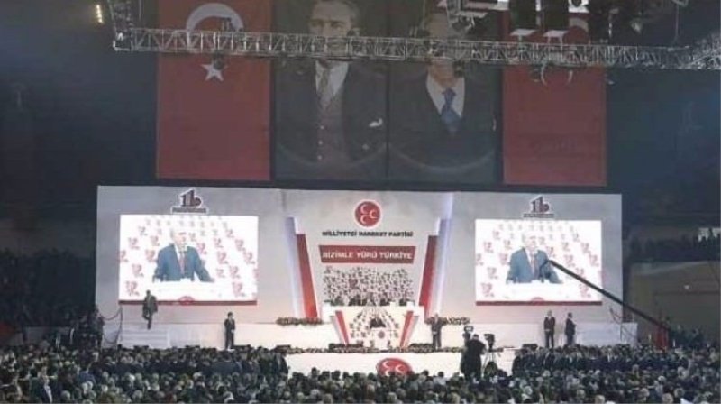 Bahçeli'nin yeri baş köşede hazır