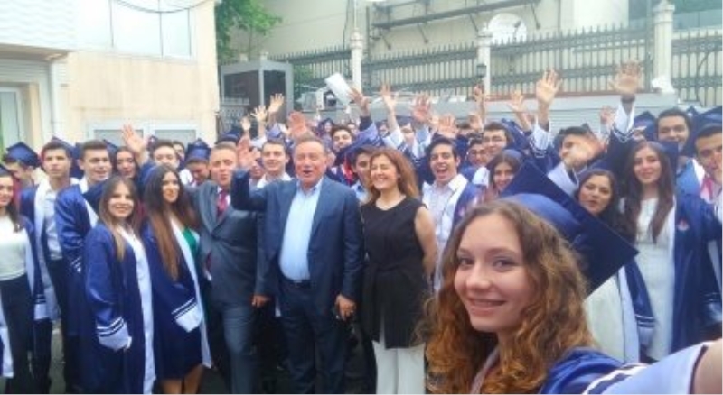 Bahçeşehir Okulları Fen ve Teknoloji Lisesi öğrencilerinden üniversiteye yerleşmede büyük başarı
